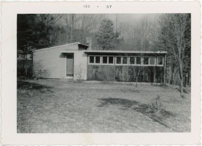 Jalowetz House at Lake Eden