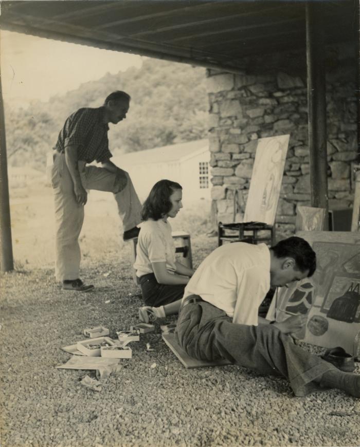 Emerson Woelffer, Cora Kelley Ward and an unidentified student in Woelffer's painting class outside the Studies Building