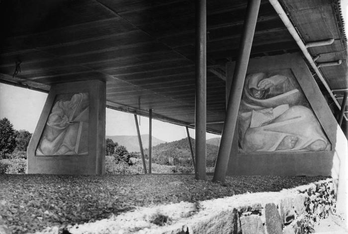 Fresco Murals by Jean Charlot underneath the Studies Building - <em>Inspiration</em> (left) and <em>Learning</em> (right)