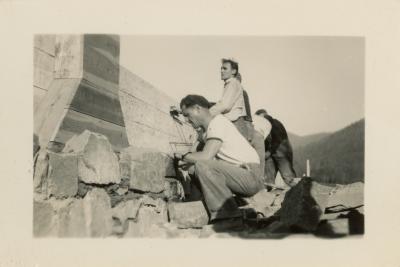 Kenneth Kurtz and Bob Babock during the construction of the Studies Building